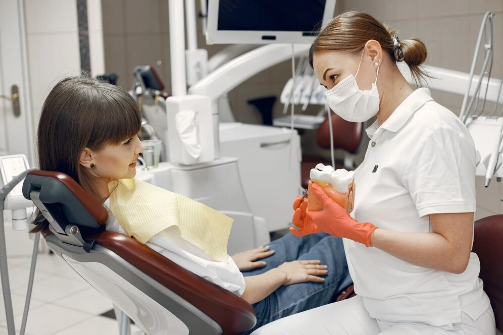 Dentists Teach Proper Care Beauty Treats Her Teeth